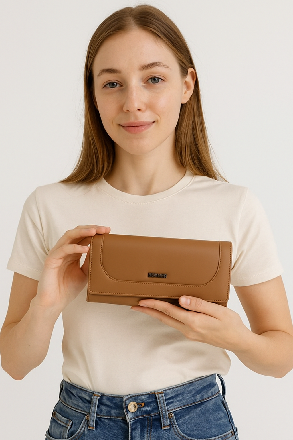 BEXLEE Women’s Premium Tan Wallet – Stylish Faux Leather Clutch with Multiple Compartments & Zipper Pocket
