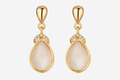 Gold-Plated Teardrop Pearl Earrings with CZ Accents – Everyday Elegance