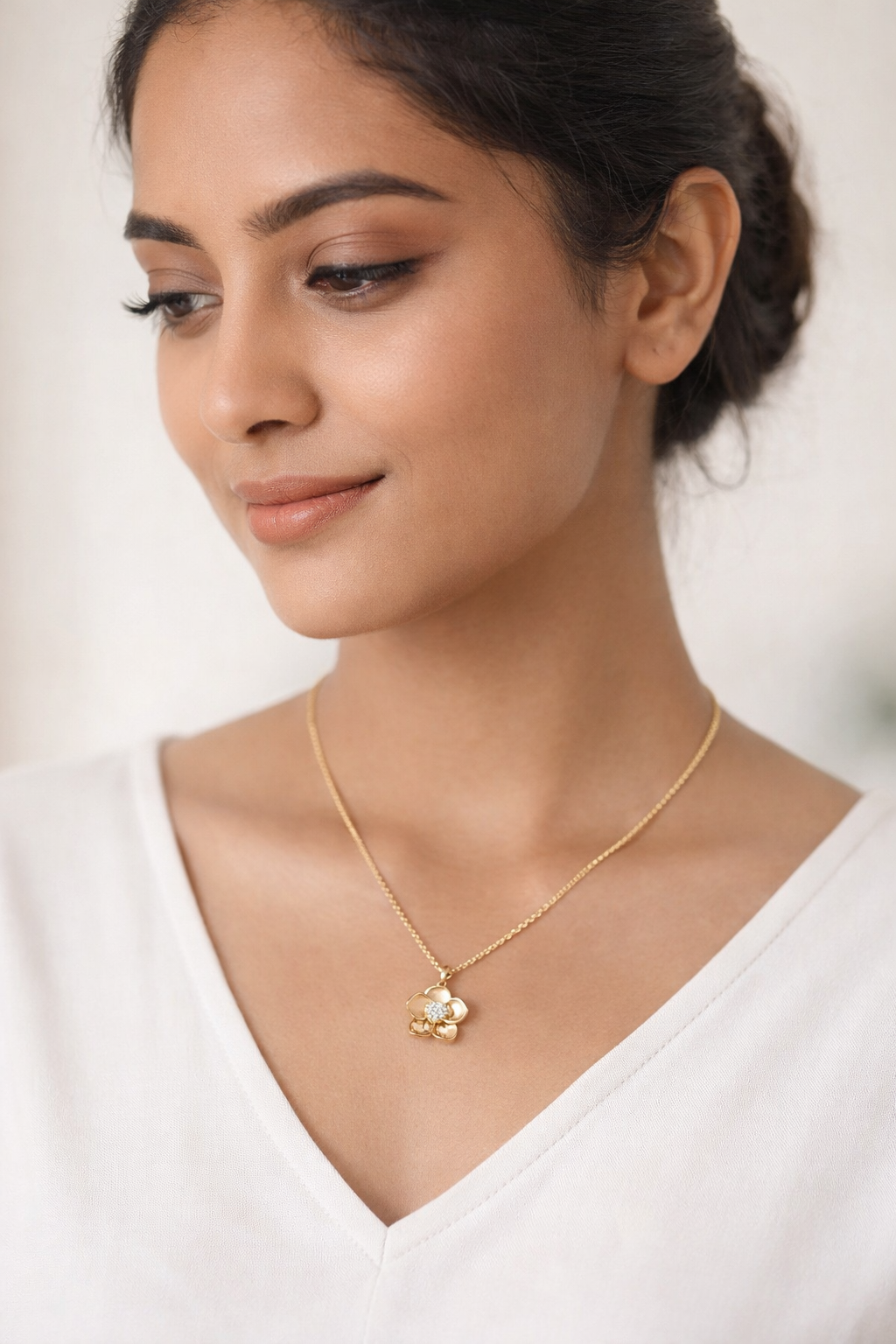 Gold-Plated Floral CZ Pendant Necklace for Women – Elegant Minimal Flower Jewellery